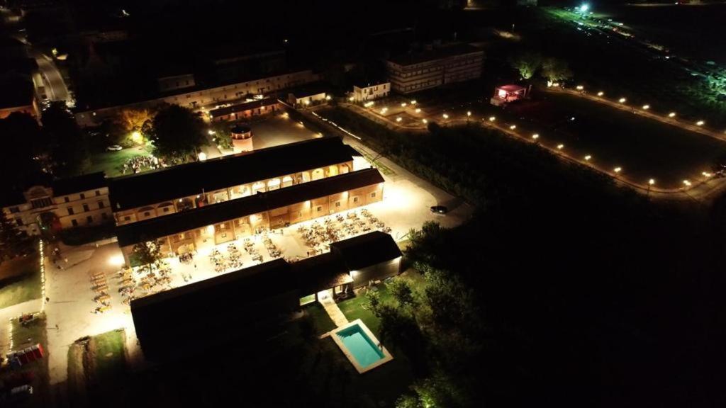 Agriturismo Pizzavacca Villanova sull'Arda ภายนอก รูปภาพ