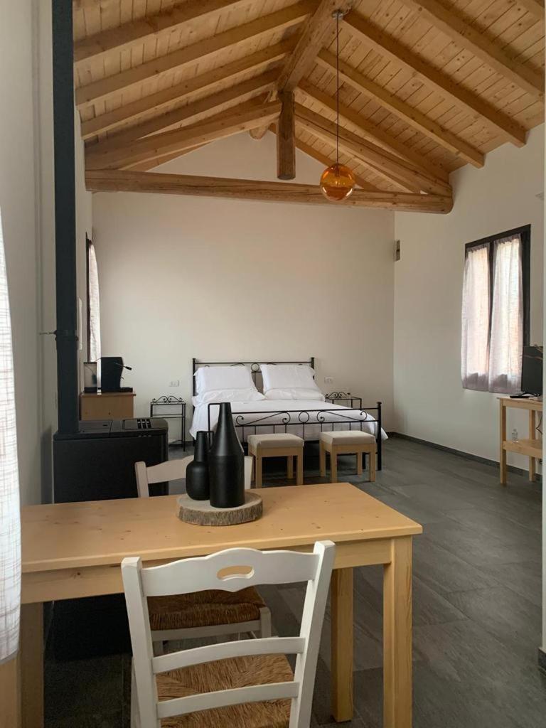 Agriturismo Pizzavacca Villanova sull'Arda ภายนอก รูปภาพ